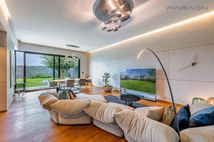 Prodej vily, Praha - Hostivař, 400 m2