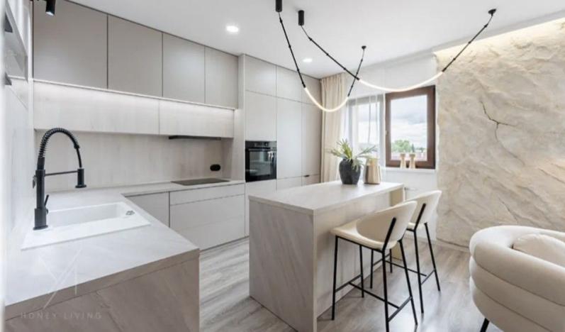Prodej bytu 2+kk, Praha - Újezd nad Lesy, 39 m2