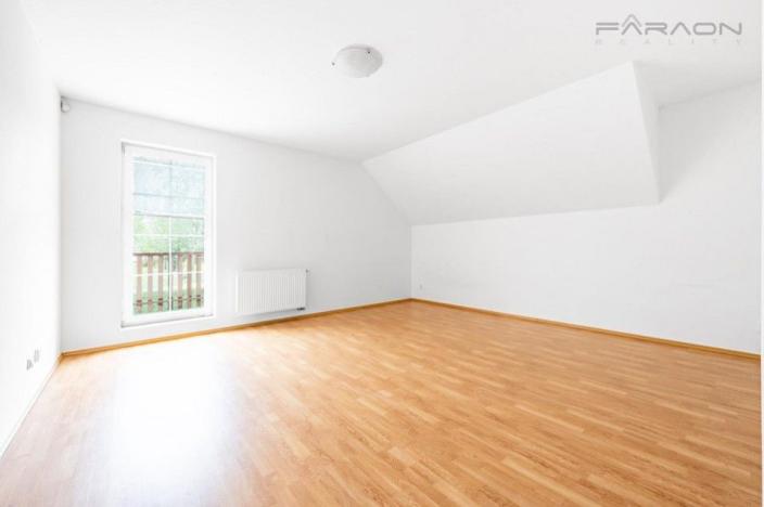 Pronájem rodinného domu, Průhonice, 400 m2