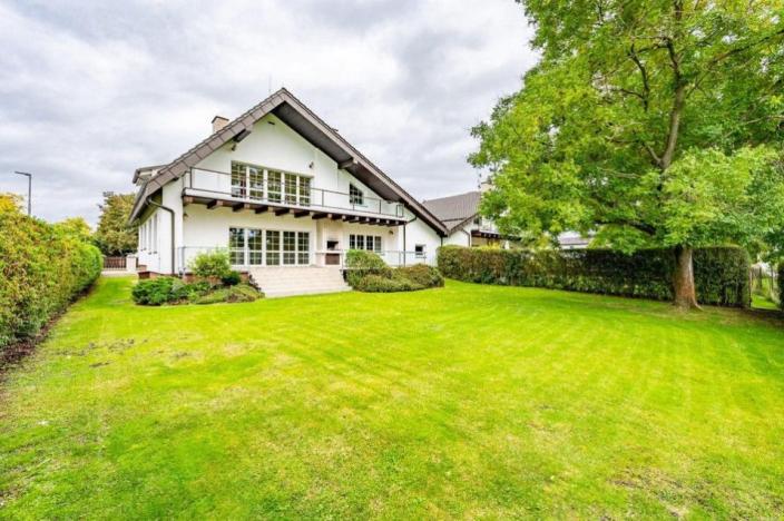 Pronájem rodinného domu, Průhonice, 350 m2