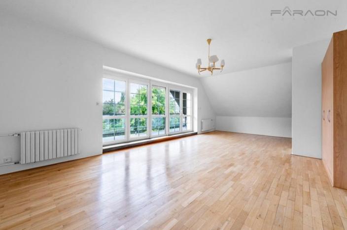 Pronájem rodinného domu, Průhonice, 350 m2