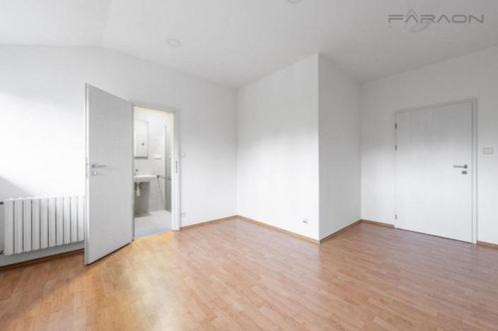 Pronájem rodinného domu, Průhonice, 350 m2