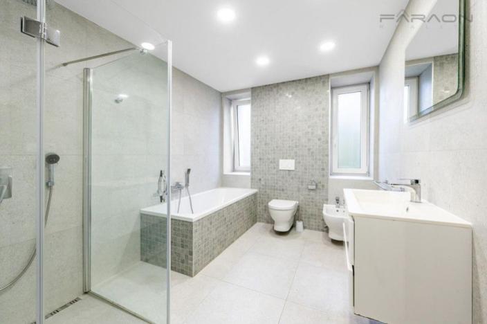 Pronájem rodinného domu, Průhonice, 350 m2