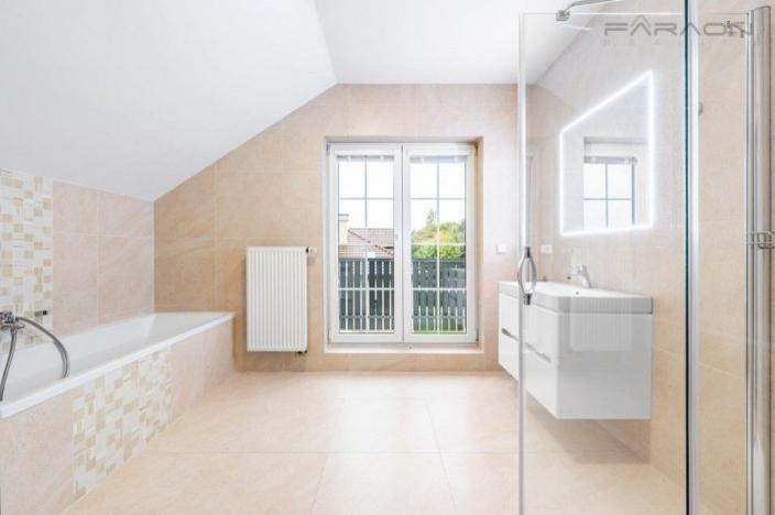 Pronájem rodinného domu, Průhonice, 300 m2