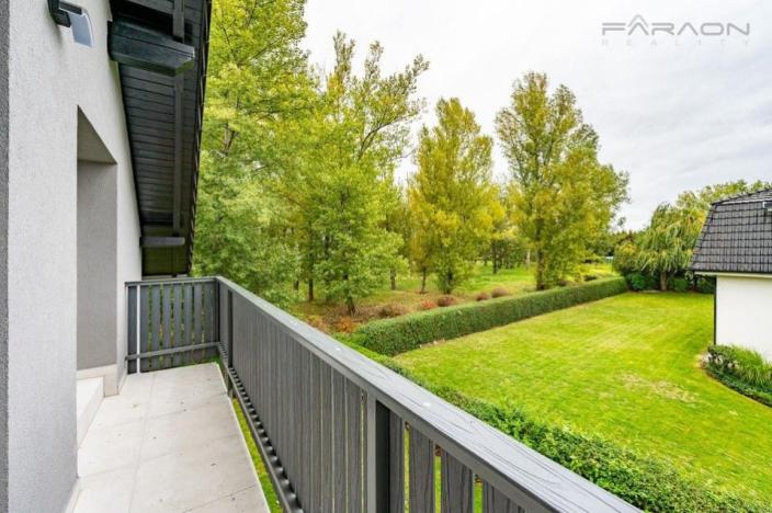 Pronájem rodinného domu, Průhonice, 300 m2