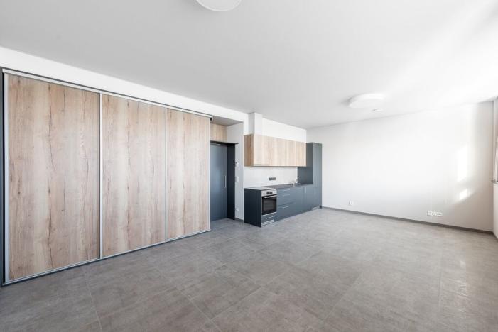 Pronájem kanceláře, Praha - Čakovice, Schoellerova, 49 m2