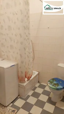 Pronájem bytu 1+1, Cheb, Joštova, 34 m2