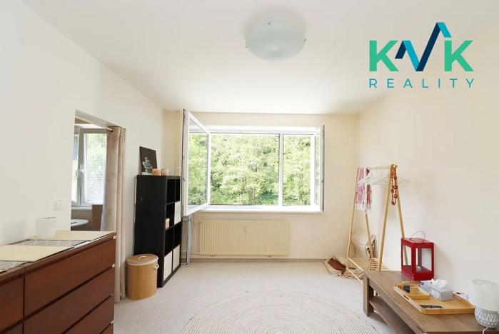 Prodej bytu 1+1, Loket, Sportovní, 36 m2