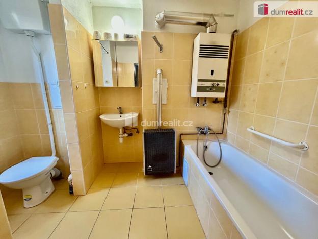 Prodej bytu 3+1, Poděbrady - Poděbrady II, Dr. Beneše, 65 m2