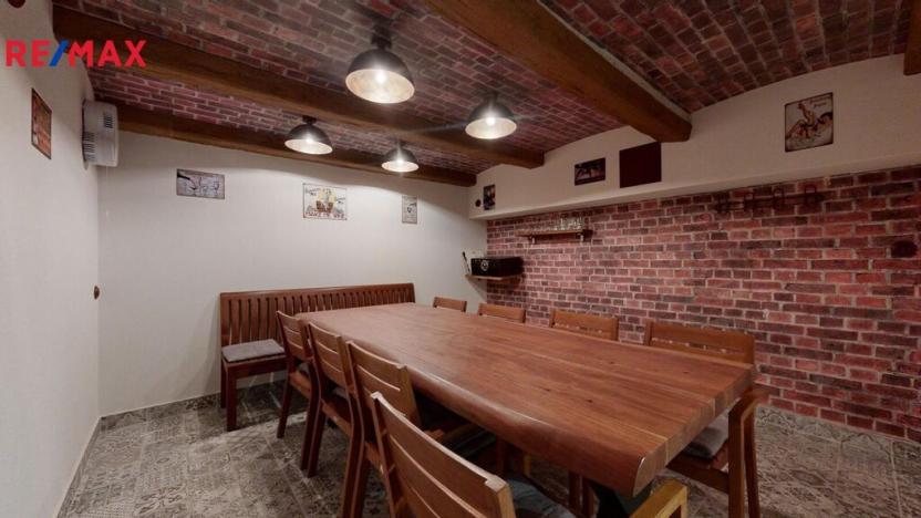 Prodej ubytování, Dolní Dunajovice, Hlavní, 655 m2