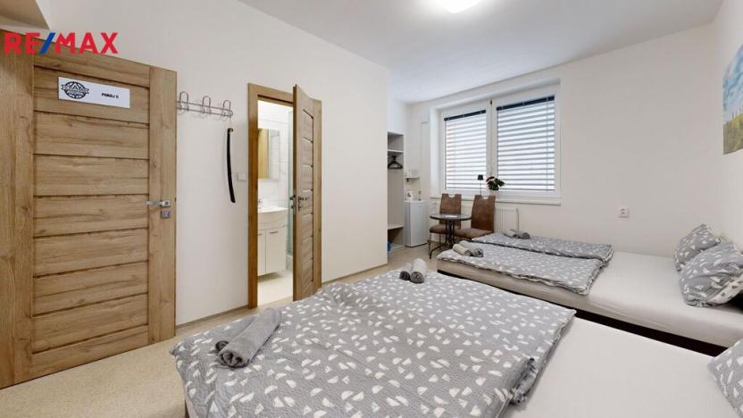 Prodej ubytování, Dolní Dunajovice, Hlavní, 655 m2