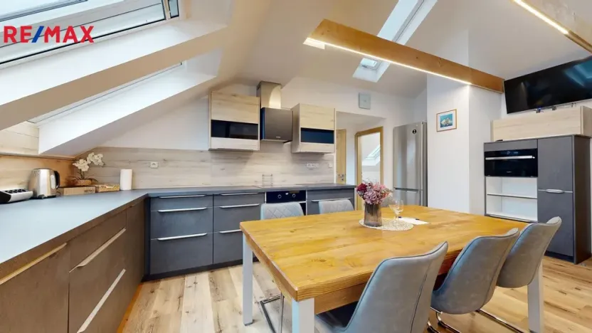 Prodej ubytování, Dolní Dunajovice, Hlavní, 655 m2