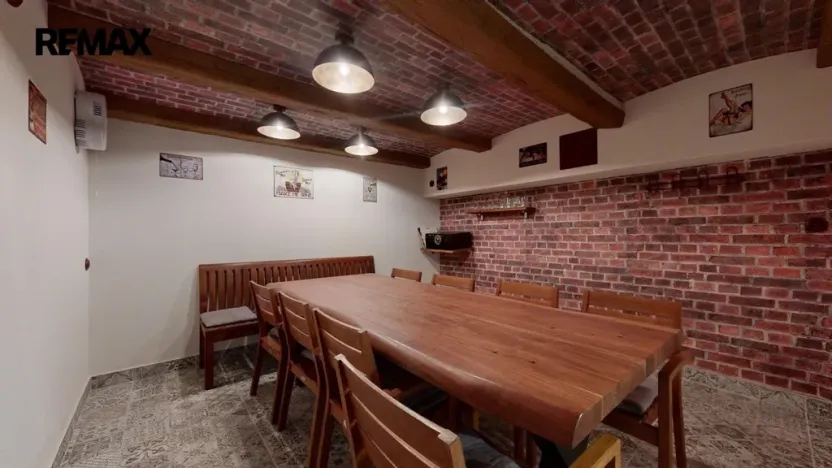 Prodej ubytování, Dolní Dunajovice, Hlavní, 655 m2