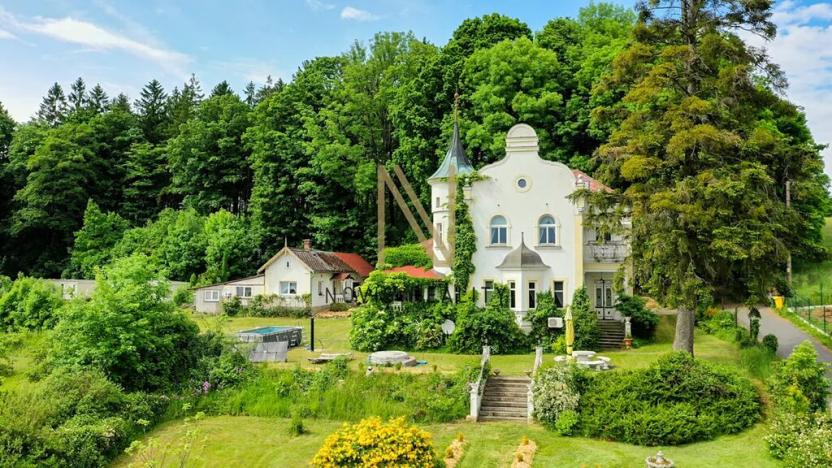 Prodej vily, Česká Kubice, 517 m2