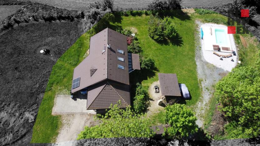 Prodej rodinného domu, Karlovice, 204 m2