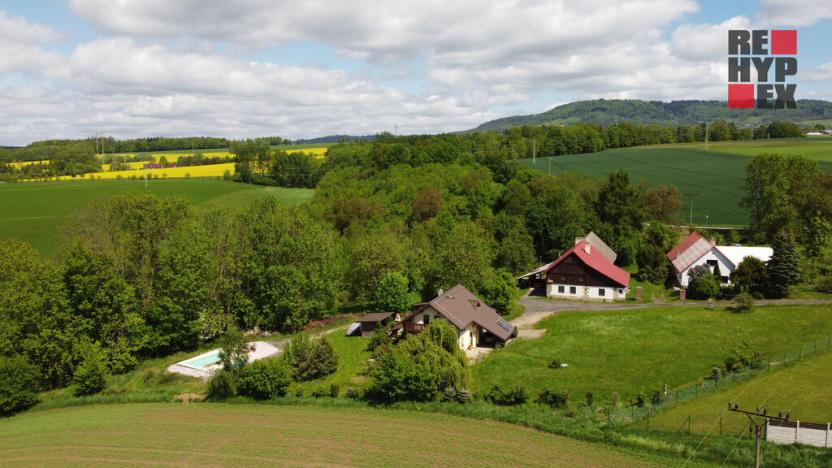 Prodej rodinného domu, Karlovice, 204 m2