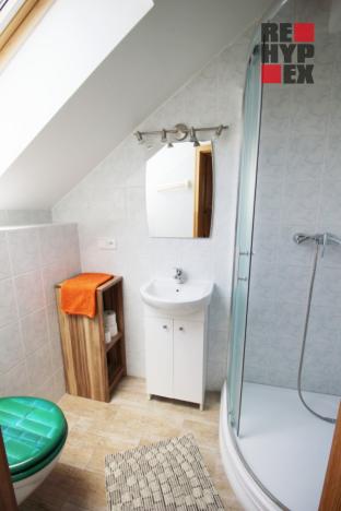 Prodej rodinného domu, Karlovice, 204 m2