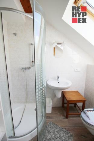 Prodej rodinného domu, Karlovice, 204 m2