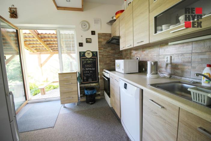 Prodej rodinného domu, Karlovice, 204 m2