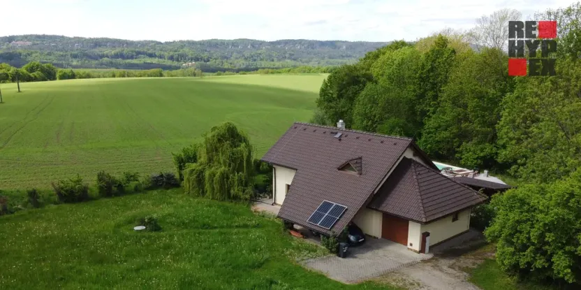 Prodej rodinného domu, Karlovice, 204 m2