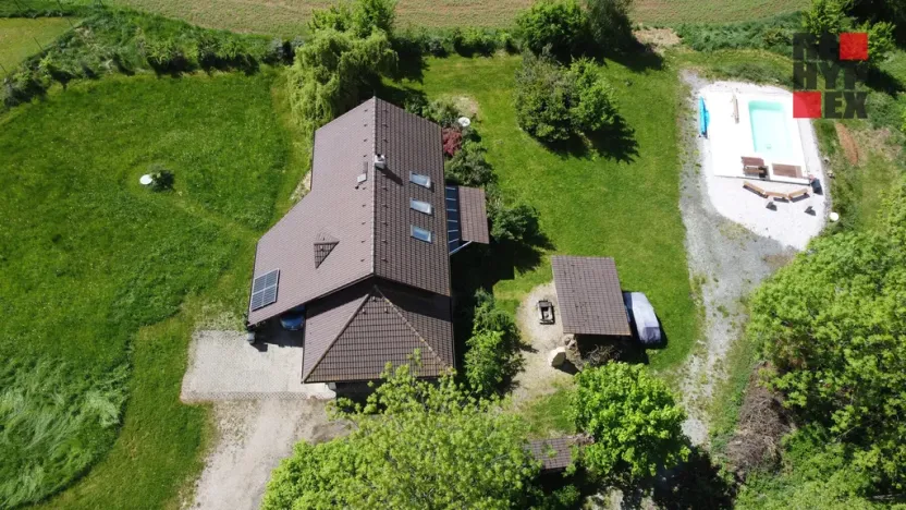 Prodej rodinného domu, Karlovice, 204 m2