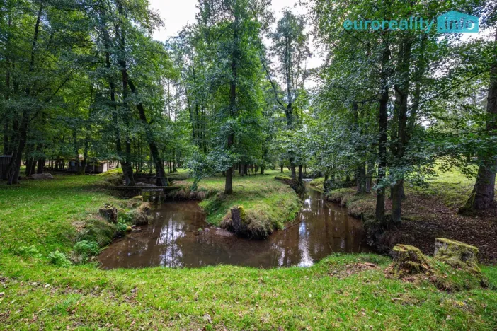 Prodej komerčního pozemku, Cheb, 86573 m2