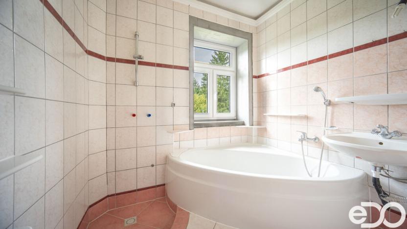 Prodej bytu 3+1, Nová Paka, Lomnická, 76 m2