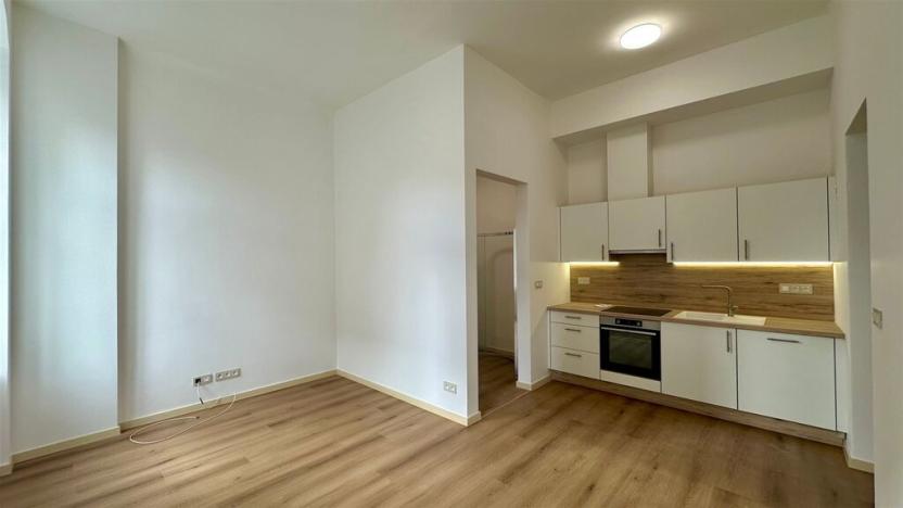 Pronájem bytu 2+kk, Cheb, Evropská, 55 m2