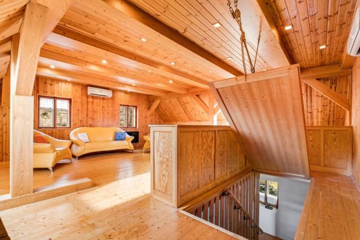 Prodej rodinného domu, Cvikov - Lindava, 380 m2