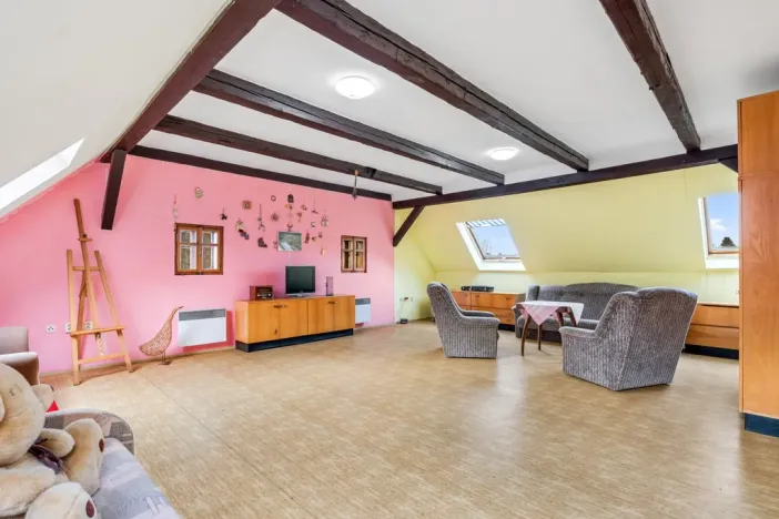 Prodej rodinného domu, Cvikov - Lindava, 380 m2