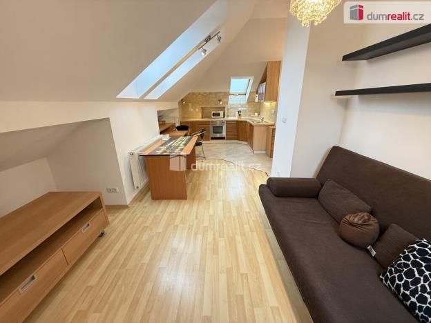 Pronájem bytu 2+kk, Praha - Štěrboholy, Pod valem, 54 m2