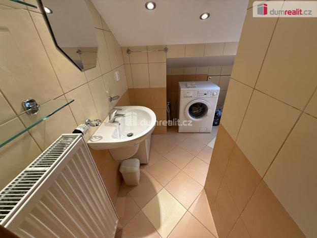 Pronájem bytu 2+kk, Praha - Štěrboholy, Pod valem, 54 m2