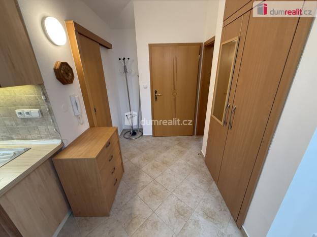 Pronájem bytu 2+kk, Praha - Štěrboholy, Pod valem, 54 m2