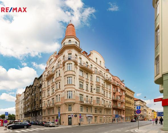 Pronájem bytu 1+kk, Praha - Smíchov, Zborovská, 34 m2