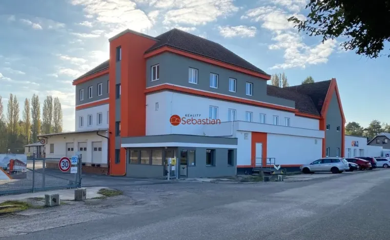 Pronájem obchodního prostoru, Jičín - Valdické Předměstí, Dělnická, 245 m2