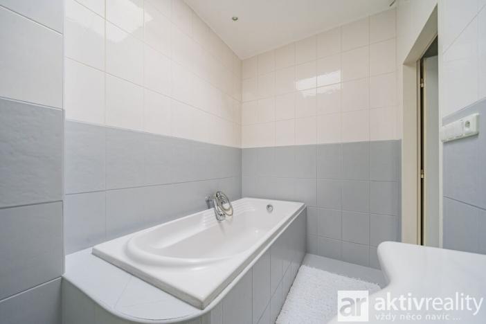 Prodej rodinného domu, Praha - Prosek, Měšická, 98 m2