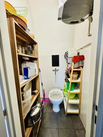 Pronájem obchodního prostoru, Sokolov, Křížová, 106 m2