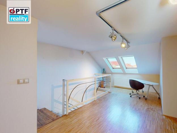 Pronájem bytu 4+1, Plzeň, Plzenecká, 175 m2