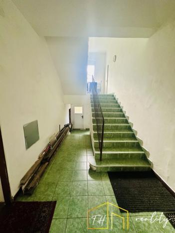 Prodej činžovního domu, Ústí nad Labem - Předlice, Hrbovická, 600 m2