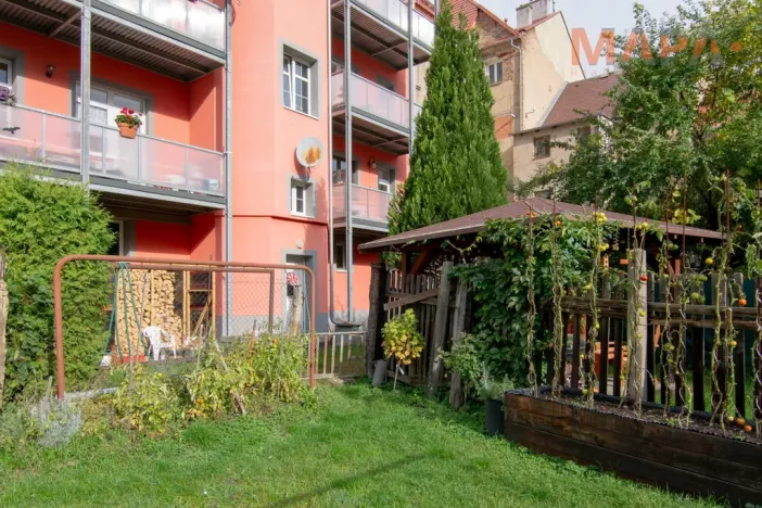 Prodej bytu 2+1, Chomutov, Smetanova, 76 m2