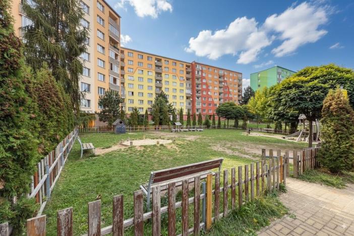 Pronájem bytu 3+1, Chomutov, Školní pěšina, 62 m2