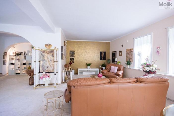 Prodej rodinného domu, Loučim, 300 m2