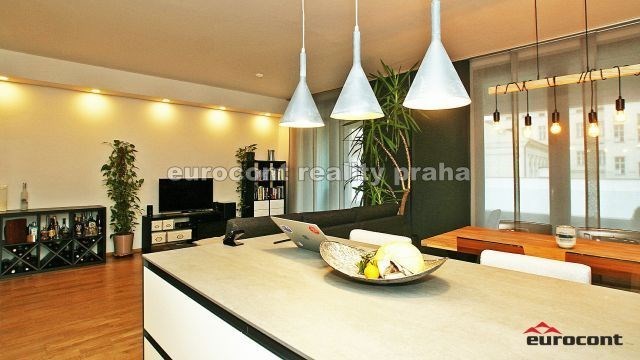 Pronájem bytu 3+kk, Praha, Dělnická, 91 m2