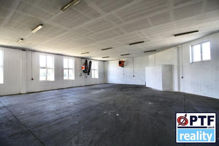 Pronájem výrobních prostor, Úněšov, 510 m2