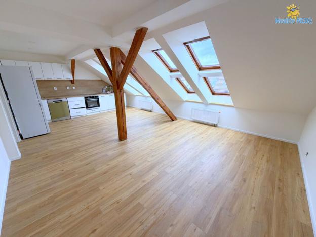 Pronájem bytu 3+kk, Praha - Krč, Na Dvorcích, 77 m2