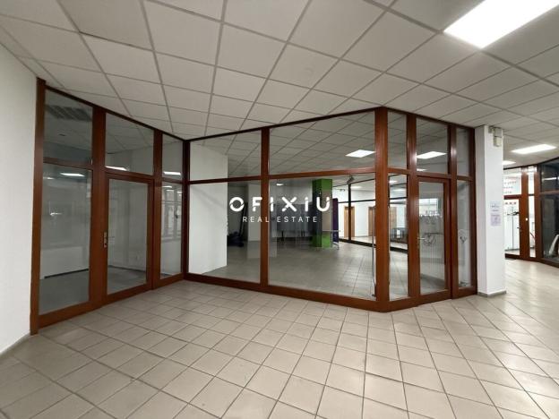 Pronájem obchodního prostoru, Brno - Brno-město, Orlí, 62 m2