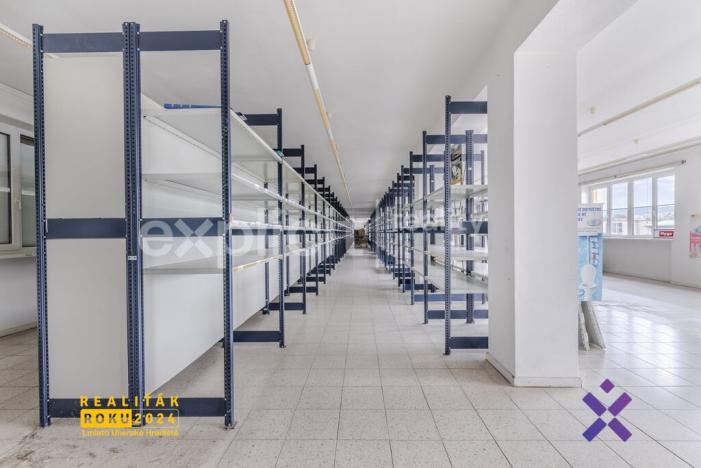 Prodej skladu, Zlín - Malenovice, třída 3. května, 3394 m2