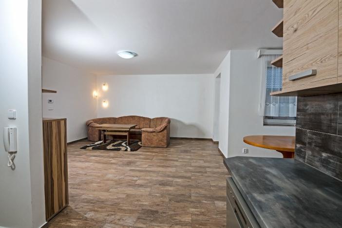 Pronájem bytu 4+kk, Šestajovice, Šeříková, 155 m2