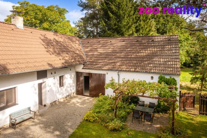 Prodej rodinného domu, Sviny, 234 m2