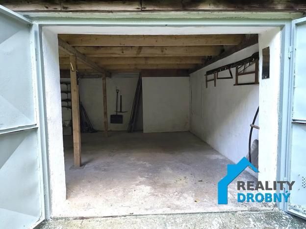 Pronájem garáže, Benešov nad Ploučnicí, 55 m2